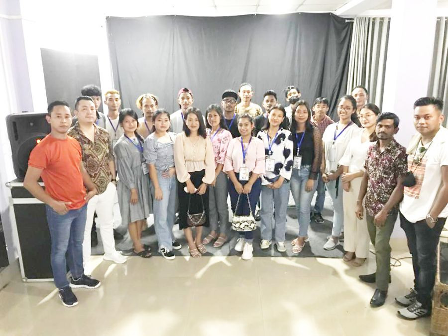 The selected contestants with judges and organizers on October 18. (Photo Courtesy: Musicians Academy)